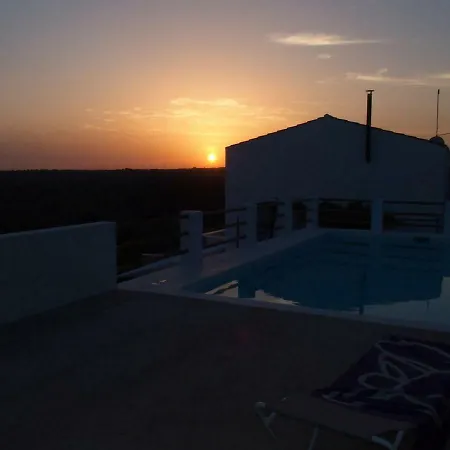 Le Holiday home